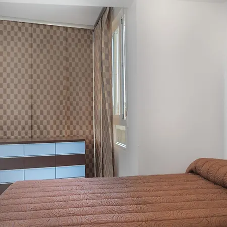 5 Junto Al Mar Apartment