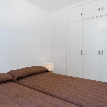 5 Junto Al Mar Apartment